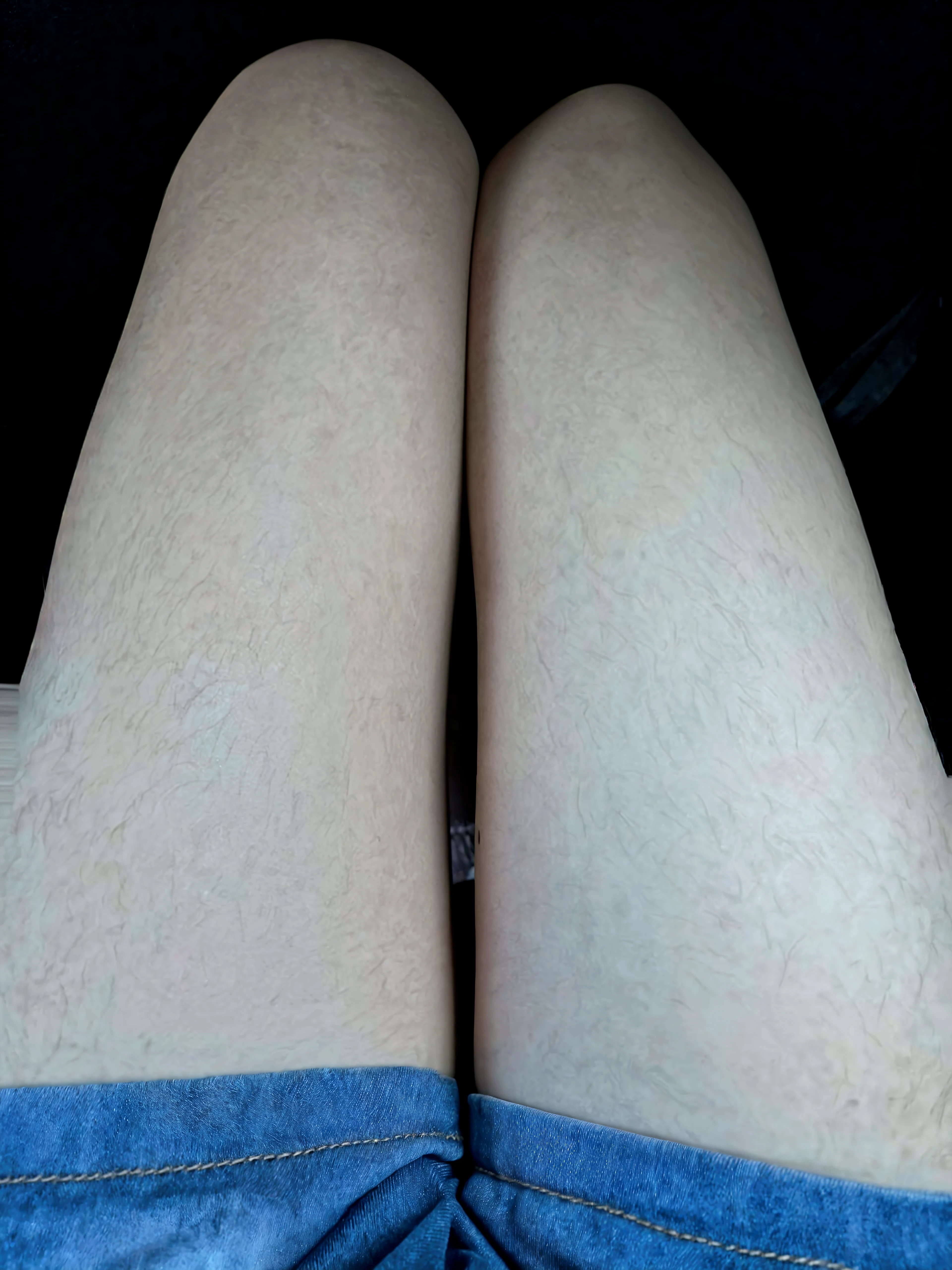 Someone is sitting in a car with their feet up and their watch on, I can see your feet, Finely crafted legs looking down at you, Normal legs, Toned Legs, Finely crafted legs that tower above you, exposed Thighs, Entwining legs, Bend your knees, large Thighs, Legs that capture your perspective, Juicy legs, Crossing your legs, Human foot, Thick legs, exposed Thighs!!!, Thighs