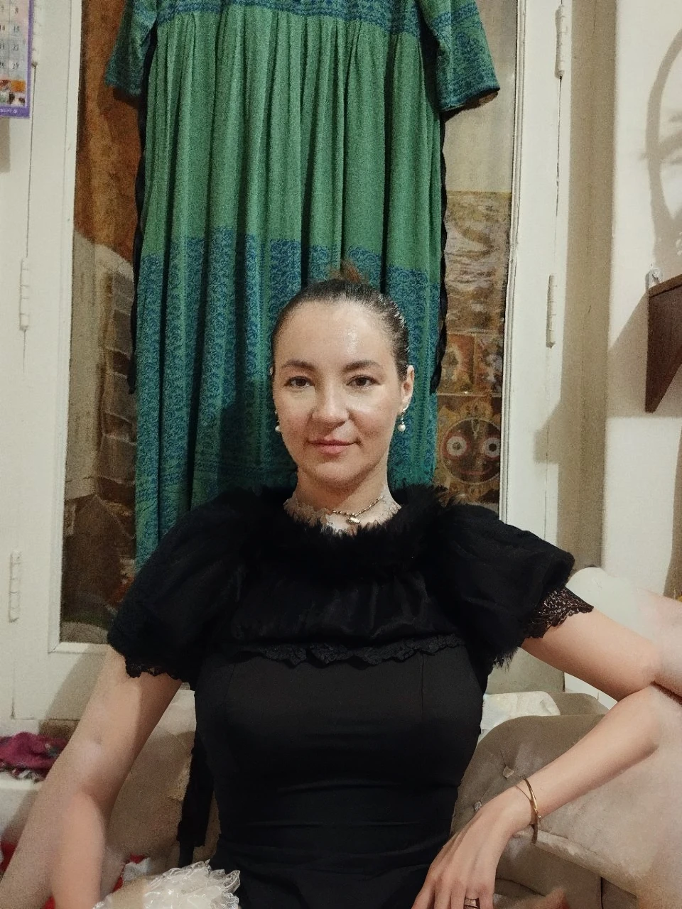 masterpiece, (Front Focus), Surrealist female portrait, Fantasy art, realism, Dynamic Lighting, Art Station, Poster, Volumetric lighting, Highly detailed face, black and fluffy eyes, Sparkling Eyes,4K, Award-winning, 1 Girl, Modest,Full Body Shot, (Formal attire: 1.4,white lace gown), Street lights, Dark brown hair,NSFW