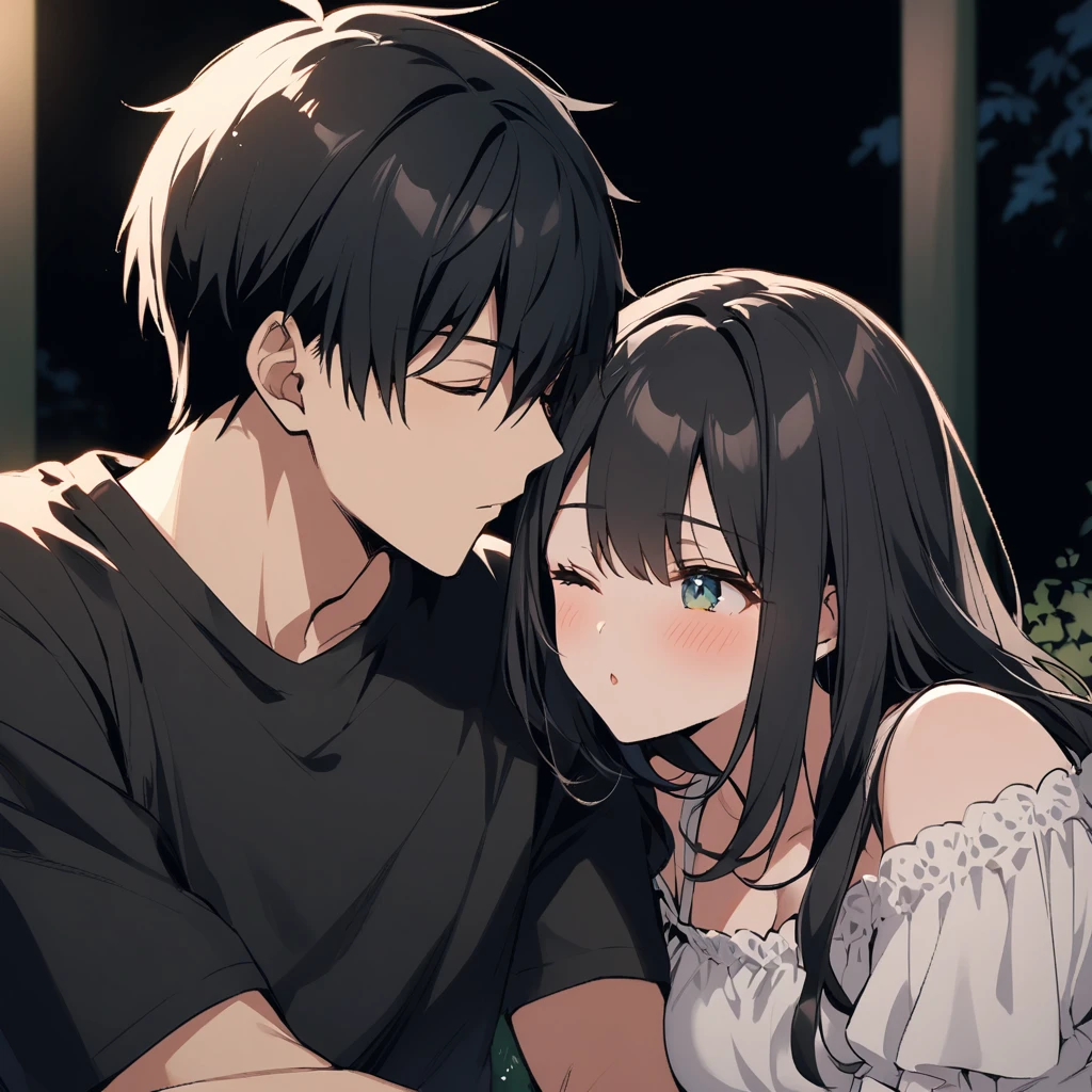 Couple kissing in the park at night、The woman has straight black hair, her eyes closed, and is wearing a white off-the-shoulder blouse.、The man has his eyes closed and is wearing a black T-shirt
