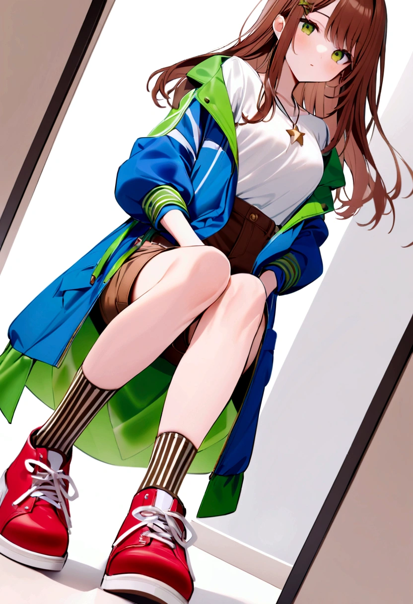 long reddish brown hair, She wears a green bow along with a black hairpin.. a white shirt, covered by a blue jacket with long white sleeves. He also has a star necklace, He wears brown shorts with pockets, complemented with green and brown striped socks. Her outfit is completed with red shoes with white details,