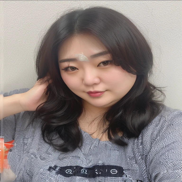 There is a woman holding a cup of coffee and a cell phone, Chiho, Fat Chan, nara michi, sakimichan, Chiho ashima, with short hair, Heonhwa Choi, Jaeyeon Nam, harumi, Kazami Yuuka, Shikamimi, narumi kakinouchi, 120kg, Altitude obesity, 초Altitude obesity, severe abdominal obesity, Belly fat is prominent, Advanced internal equipment only