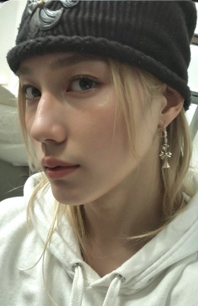 ASİAN, korean boy, pink lips, blond hair, Lee Taemin, Taemin