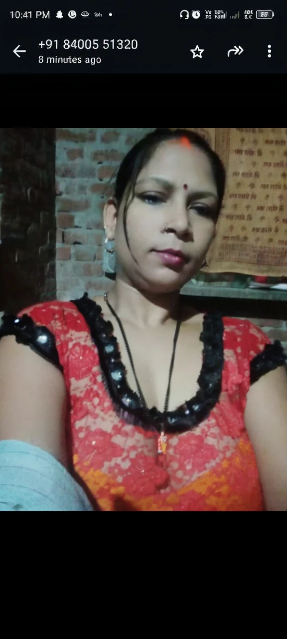 1girl, cute face,pretty face, jaw dropping beauty, beautiful sari, ((ultra high detailed 1.9)),((ultra high resolution 1.9)),((ultra high quality 1.9)),(masterpiece)), (perfect lightings), (very 1.9)), ultra huge breast,