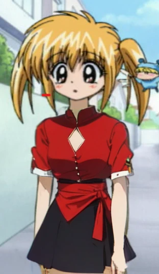 Red dress, spotted outfitt, longe slevees,