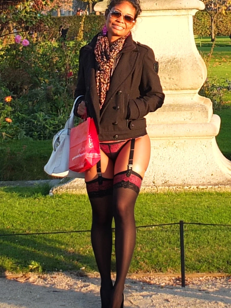 afro nude, colored stockings, garter-belt, stilettos, colorful, photo