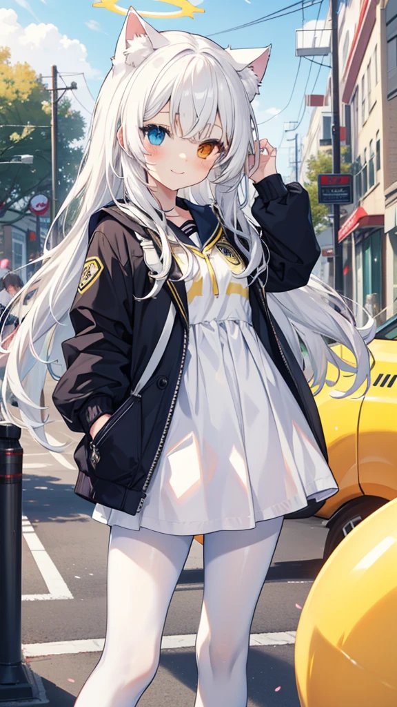White hair,Long hair,Cat ear,Heterochromia(Left blue right yellow),Campus clothing,White pantyhose,Loli,Smile,Halo