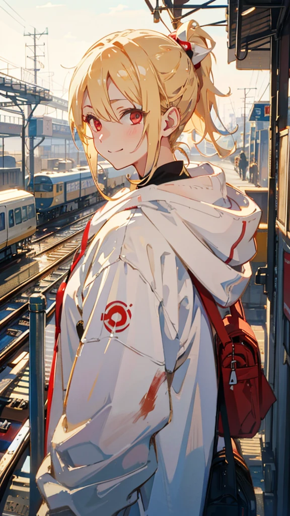 1 Girl、Anime style painting、Blonde、Red eyes、ponytail、smile、Upper body close-up、From the side、Wearing a white hoodie、Railway station background