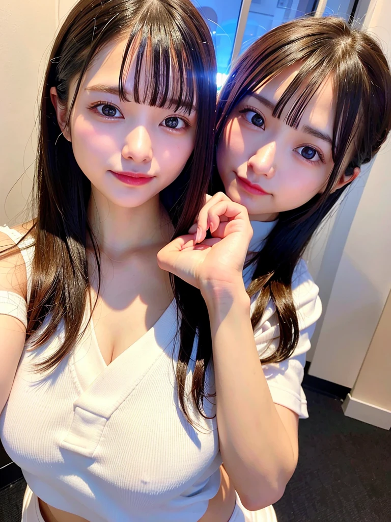 uniform. See-through. top-quality、超A high resolution、(Photorealsitic:1.4)、8K resolution、1 girl、(Random hair:1.3)、(Realistic hair:1.2)、(japanesgirl:1)、(realisticeyes:1.2)、(Beautiful face: 1.3)、Slim body、White glowing skin、large full breasts、cleavage of the breast、(duck face:1.2)、(Middle corner:1.3)、(White T-shirt and short jeans)、(selfee:1.3)