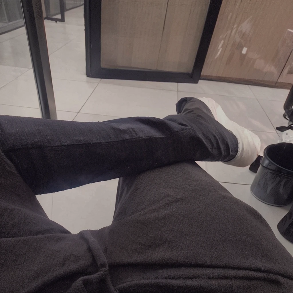 Make this photo an album cover "aesthetic", lo-fi vibes, lofi vibes, 4K, dark, contemporary