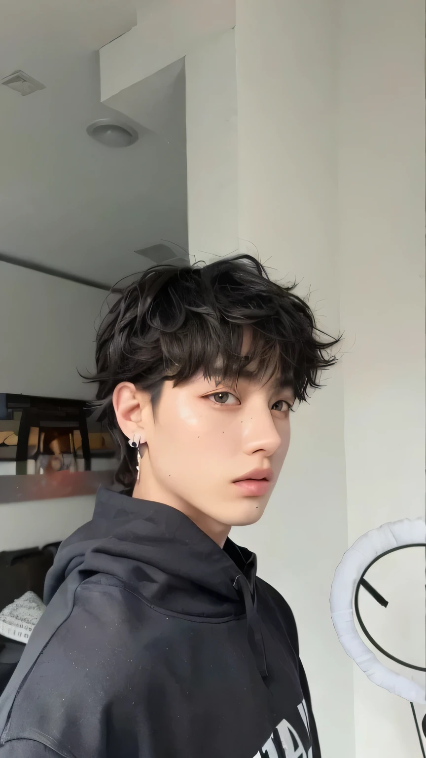 Jungkook bts, boy in mullet and sweatshirt, Jungkook do BTS, pele angelical, boy with brunette hair, asian boy, Jeon Jungkook, bts prank