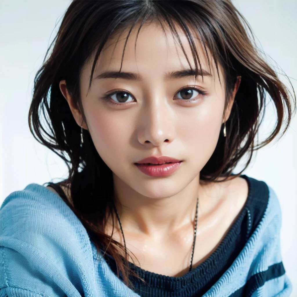 (Highest quality、8K、32k、masterpiece、Ultra-high resolution:1.2)、Cute Japanese Women Photos、Big ample breasts、Sundarium Hair、Upper Body、Face Focus、(sweater、:1.1)necklace、Simple Background、Looking at the audience、Leaning forward、Earrings