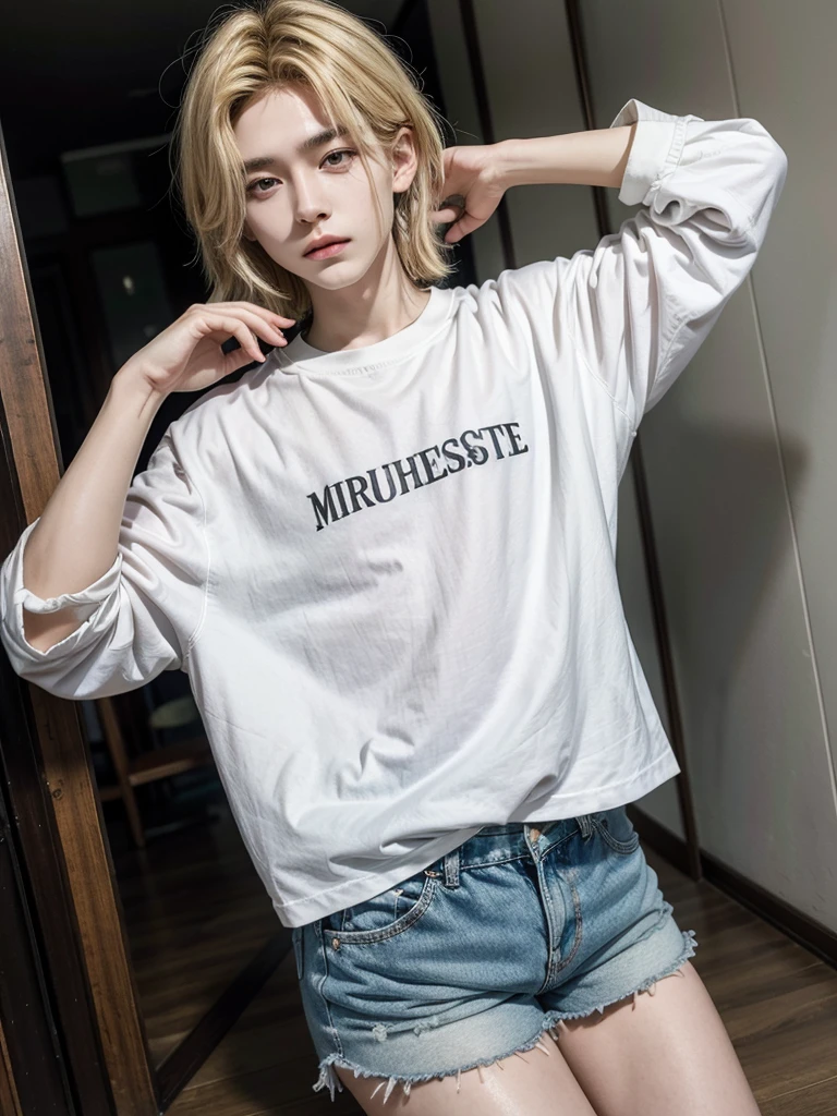 8k, Masterpiece, high quality, Young guy, good proportions, maravellous, androgynous prince, ulzzang, blonde hair, cabello rubio, asian, asian boy, shorts, casual