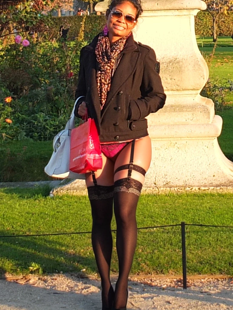 afro nude, colored stockings, garter-belt, stilettos, colorful, photo