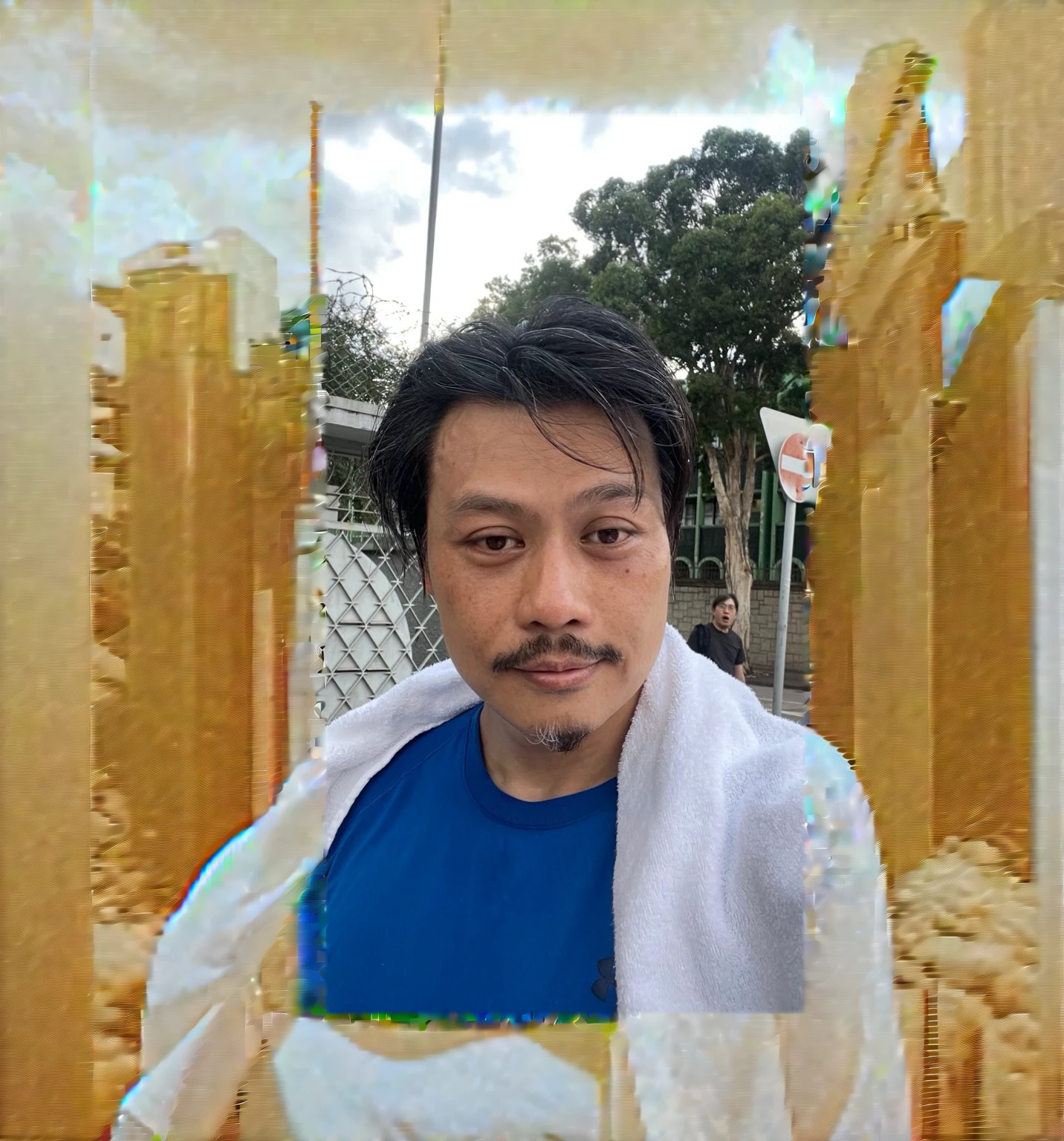 Create wimbolden background