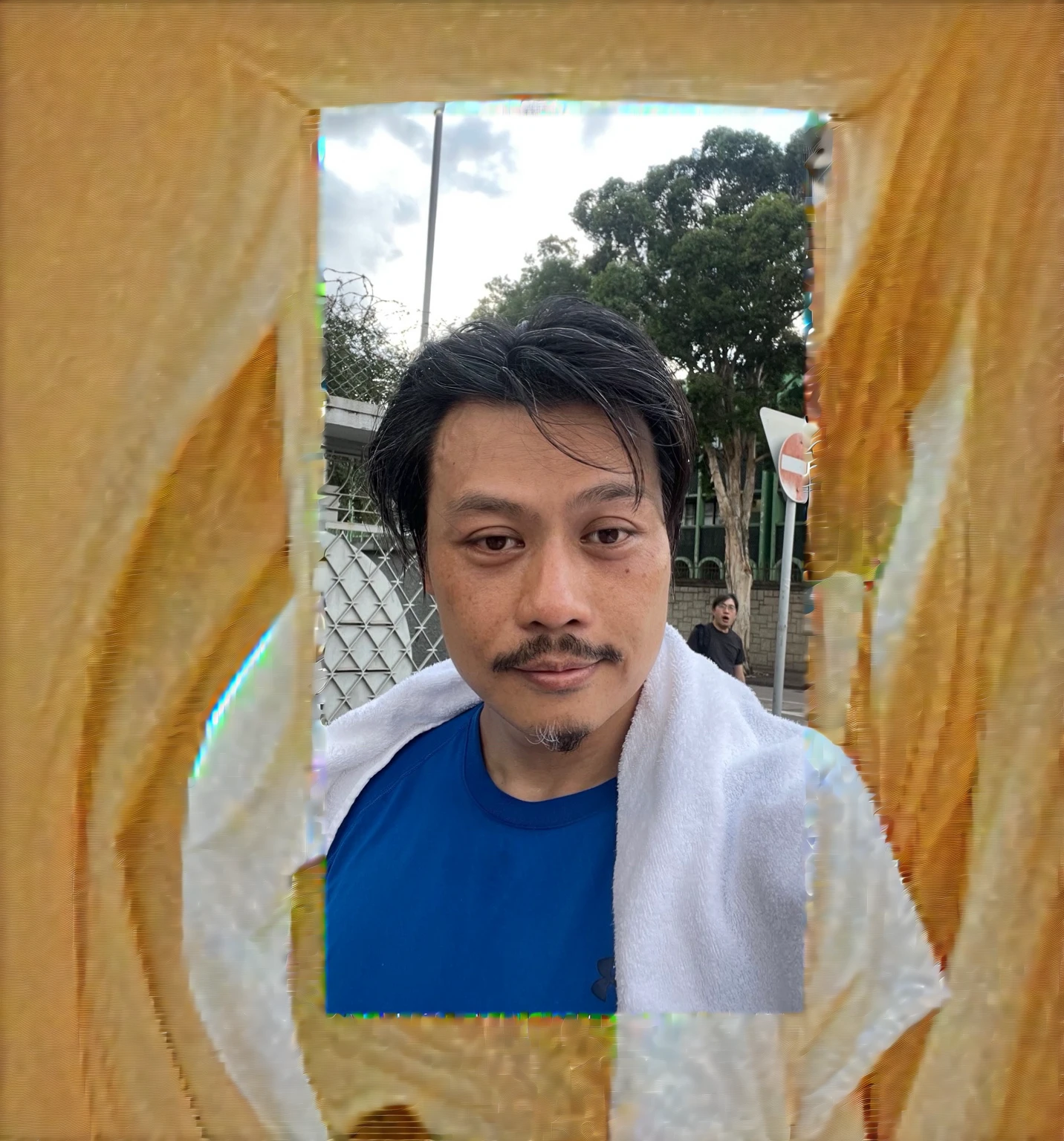 Create wimbolden background