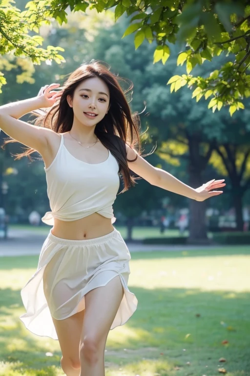 A beautiful woman running in the park，Fresh and elegant，Long fluttering hair，sunny。