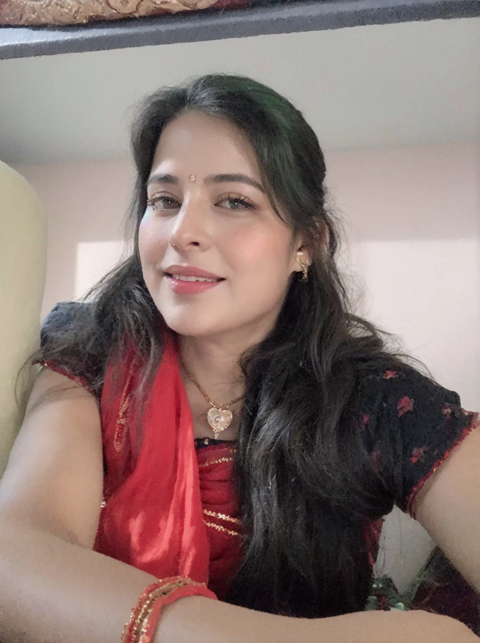 Wear Saree sitting, gorgeous royal, ((Katrina kaif:1.2)), jewellery, gem, necklace, gold bracelet, anklets, thick lips, skindentation, parted lips, ulzzang-6500-v1.1, portrait of a beautiful Indian woman, From Golden Skin, 27 years old, Pretty woman, Indian model, (in saree) (Slim abdomen), (Perfect slim figure), (Dynamic pose), Solo, ((open crotch)), (((bare ass))), (Slim:1.1), 1 woman, (Full figure:0.9), Beautifully detailed sky, sunny day, Mumbai city, On the street, detailed Mumbai street, Indian clothes,(( long sleeve dress)), ((chiffon saree with open pallu)), medium hair, smile, closed mouth, lips, saree covered with full body, detailed beautiful round eyes, Indian women, Asian women, Beautiful face, photorealistic, rim lighting, two-tone lighting, gold bracelet, thick lips, indentation, parted lips, (detailed eyes), light blonde hair, blue eye, details still clear, honey-coloured, fluffy turned, HDR, shallow depth of field, broad light, backlighting, bloom, light sparkles, chromatic aberration, sharp focus, Nikon Z 85mm, unparalleled masterpiece, ultra-realistic 8k photos, best quality masterpiece, best quality, (photorealistic:1.2), (realistic:1.5), (hyperrealistic:1.2),(photorealistic face:1.2), (close up:1.6), (light blonde hair), (blue eyes), ((big cheeks)), (beautiful face:1.8), (detailed face:1.6), (medium breast:1.2), (detailed bright eyes:1.5), (eyelashes:1.4), (smiling:1.3), (detailed long black hair), (Green saree:1.5), (narrow waist:1.5), (thigh: 1.5), (realistic human skin:1.6), (full curvy body) (detailed eyes), (seductive pose), (detailed facial features), (detailed clothes features), (necklace), (earrings), (bracelet), ( Silk Green saree),(Photorealistic:1.4), (High Quality: 1.2), Raw photo, (Perfect body shape), Uniform, Deep shadows, Unobtrusive, Cold light 12000K,