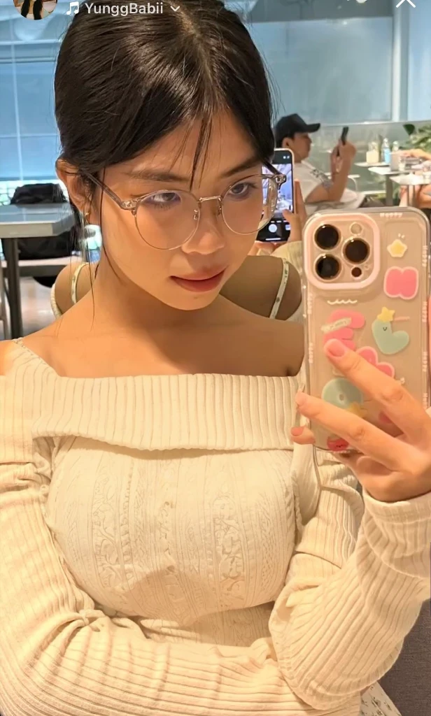 Big breasts, nice breasts
