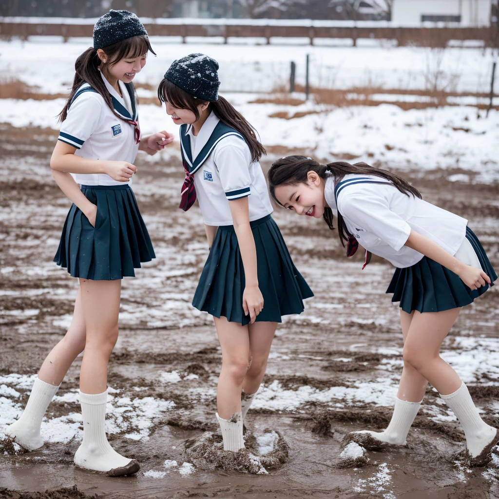 snow。Two girls around 22 years old playing vigorously in the mud。She wears a short-sleeved sailor suit and pleated skirt uniform.。Height about 140cm。looks fun。I&#39;m buried up to my chest and can&#39;t move。