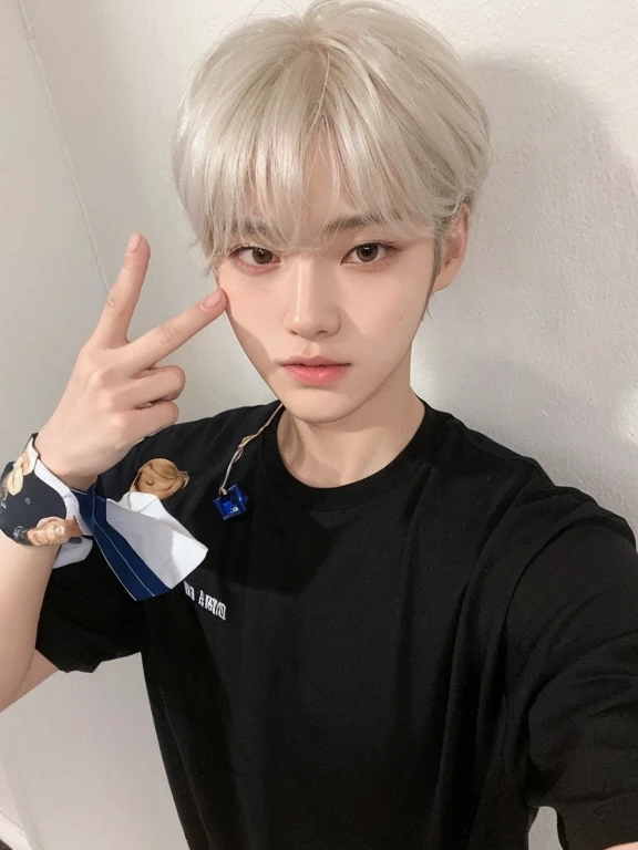 Ulzzang boy, ulzzang, Korean ulzzang, boy, ulzzang, Korean boy, black hair, cute face, cute eyes, ulzzang, Ulzzang boy