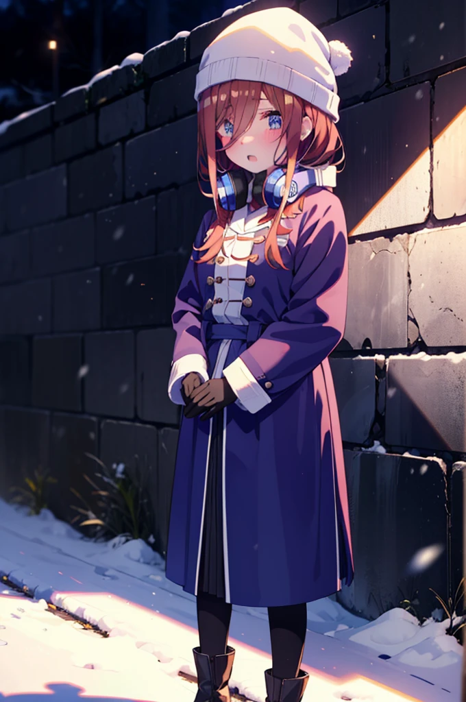 Mikunakano, miku nakano, Long Hair, bangs, blue eyes, Brown Hair, shirt, Hair between the eyes,blush, Open your mouth,White Breath,Scarf,Headphones around neck,Knitted hat,Blue long coat,V-neck sweater,Long skirt,Black pantyhose,short boots,Fluffy gloves,Standing leaning against a wall,Snow is piled up,It's snowing,whole bodyがイラスト入るように,Hidden in a building with a roof,
break outdoors, 駅
break looking at viewer, whole body,
break (masterpiece:1.2), Highest quality, High resolution, unity 8k wallpaper, (figure:0.8), (Beautiful attention to detail:1.6), Highly detailed face, Perfect lighting, Highly detailed CG, (Perfect hands, Perfect Anatomy),