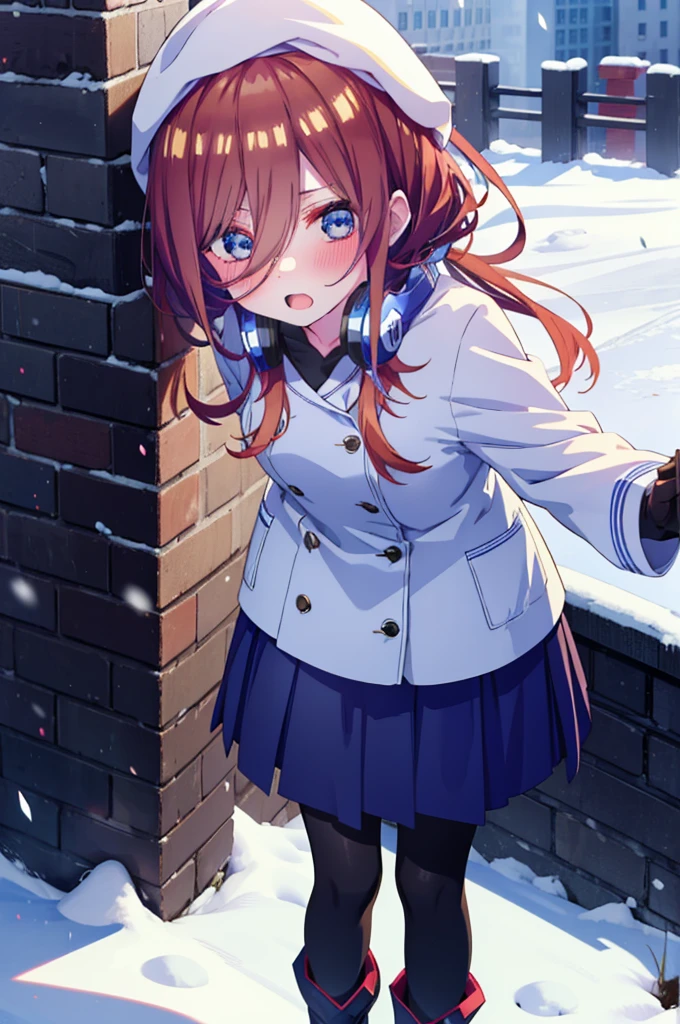 Mikunakano, miku nakano, Long Hair, bangs, blue eyes, Brown Hair, shirt, Hair between the eyes,blush, Open your mouth,White Breath,Scarf,Headphones around neck,Knitted hat,Blue long coat,V-neck sweater,Long skirt,Black pantyhose,short boots,Fluffy gloves,Standing leaning against a wall,Snow is piled up,It&#39;s snowing,whole bodyがイラスト入るように,Hidden in a building with a roof,
break outdoors, Building district,
break looking at viewer, whole body,
break (masterpiece:1.2), Highest quality, High resolution, unity 8k wallpaper, (figure:0.8), (Beautiful attention to detail:1.6), Highly detailed face, Perfect lighting, Highly detailed CG, (Perfect hands, Perfect Anatomy),