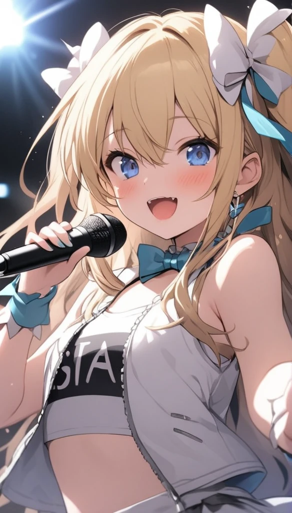 Little、、、blonde、Brat、Sing with a wireless microphone、white idol costume