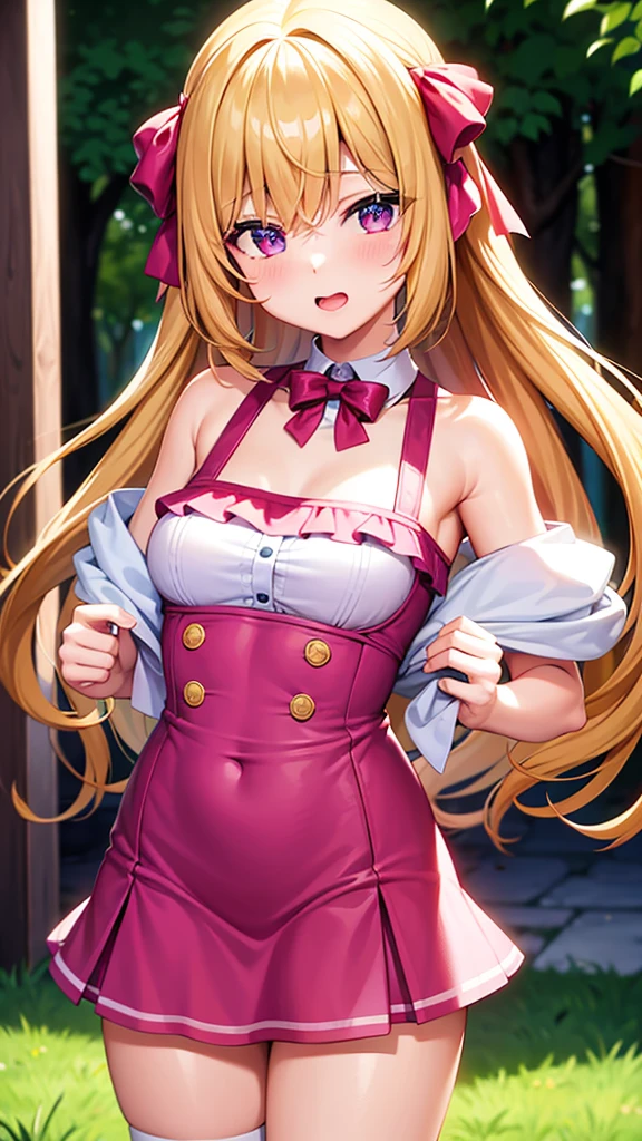 Young girl show off pussy全裸