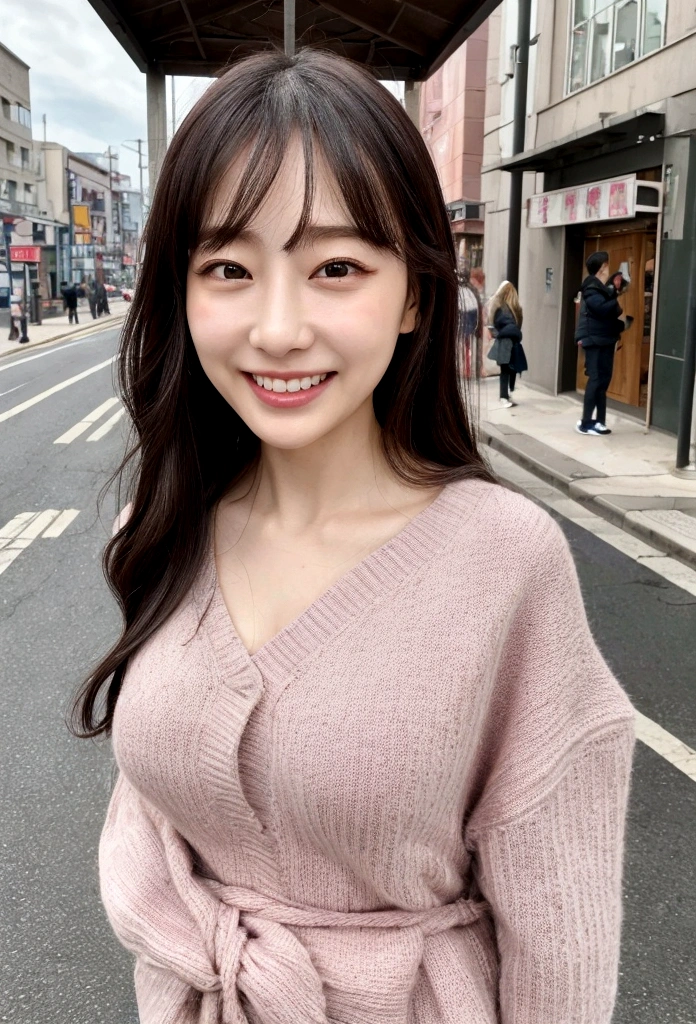 1people、Delicate skin quality、日本people、((Highest quality, 4K, Masterpiece: 1.3)), Beautiful style: 1.4, Long hair, Pink knit, Large Breasts, Wet body, Sweaty, Place your arms on your hips, smile, Highly detailed face and skin texture, Bangs, double eyelid、The whole body is visible、White teeth、bustling street