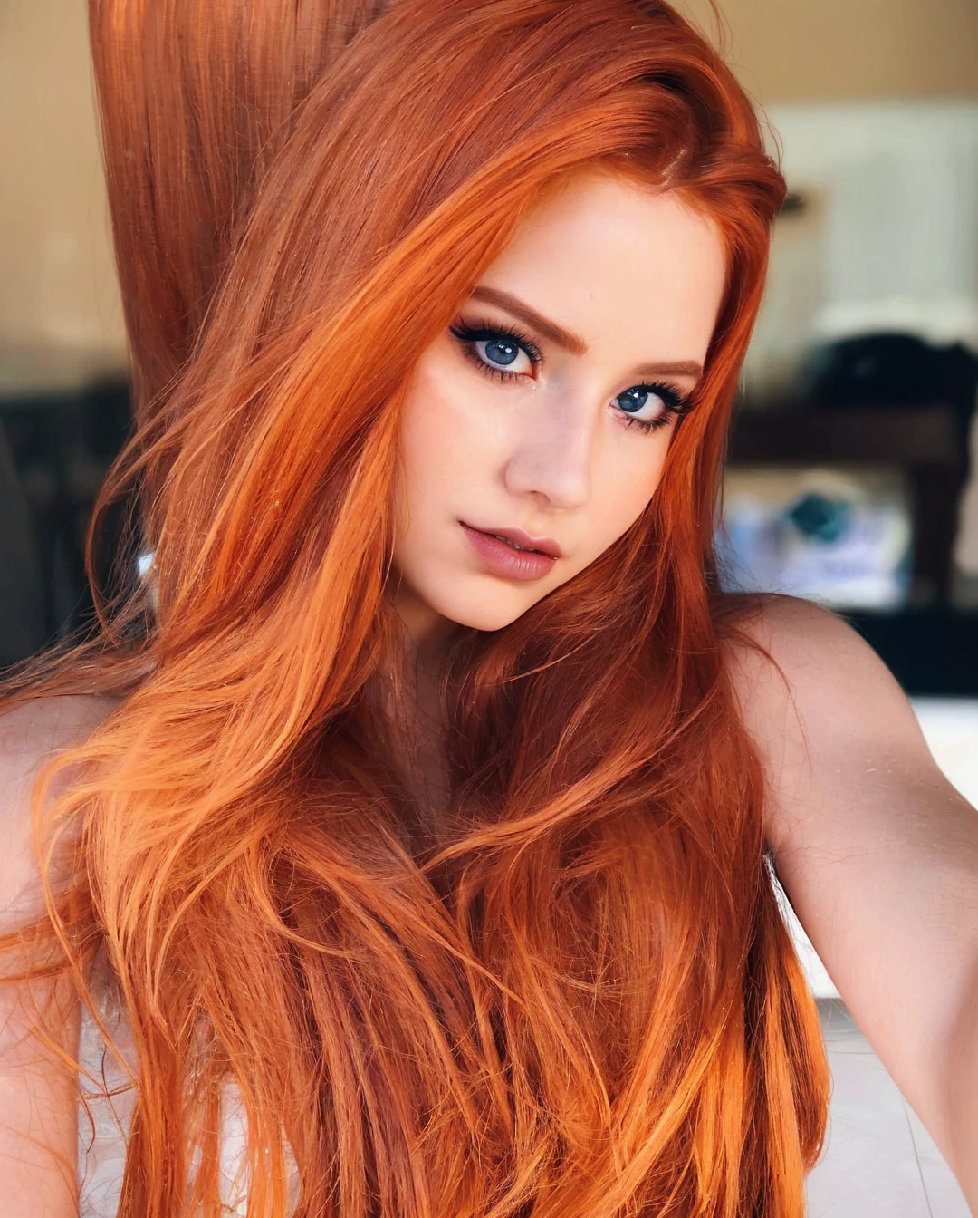 A beautiful redhair woman, ultra-realistic cinematic photography, award-winning, fine art, detailed eyes, detailed lips, extremely detailed face, long eyelashes, beautiful skin, elegant pose, dramatic lighting, vivid colors, cinematic, photorealistic, 8k, best quality, masterpiece