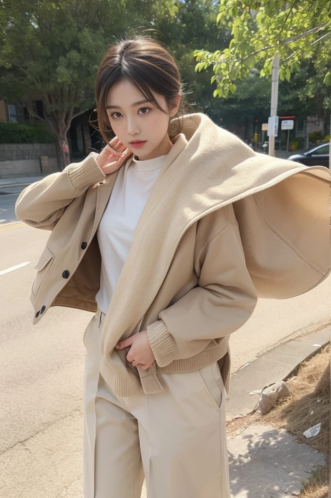 Soft earth tones:
Primary Color:Khaki、Light brown color:White、Beige Features:Natural and soft,Suitable for outdoor activities or daily commuting。