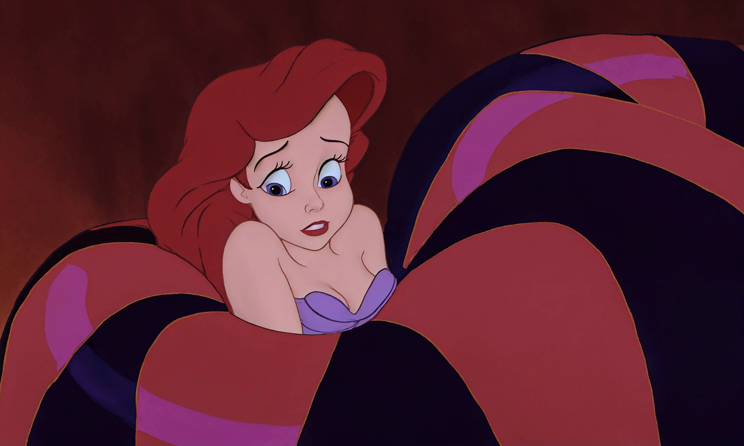 Araffe est allongé sur un lit avec une couverture rouge et noire, ariel the Sirène, the Sirène, Sirène, Princesse Ariel, Ambiance Disney classique, animation disney 2d encore, capture d'écran du film, Megara, jessica lapin, emma watson as jessica lapin, méchante de Disney, mais un regard sévère à son sujet, pose désespérée, taché », la nuit!