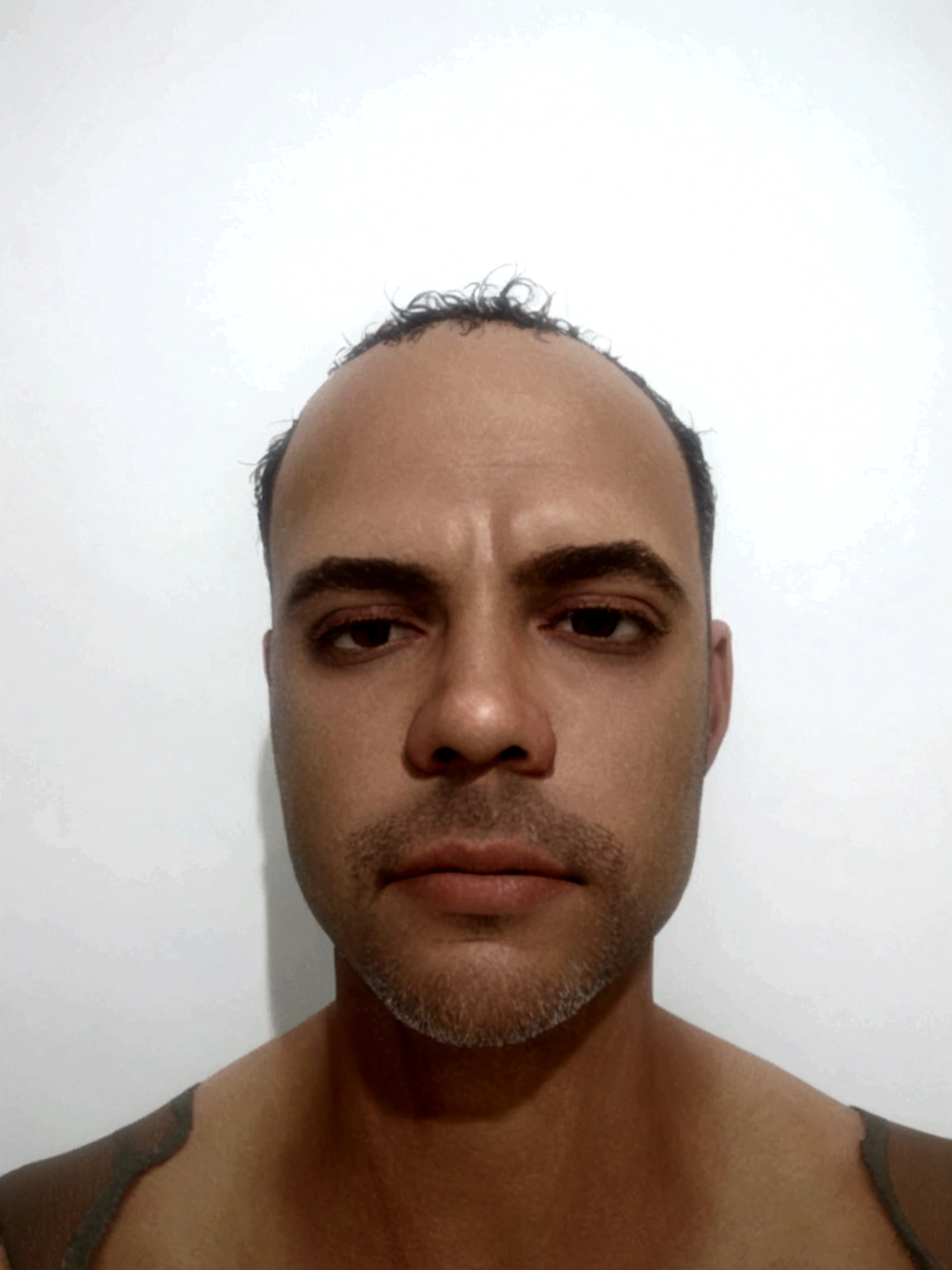 A lush 3D rendering of Esmat, a cheerful 34-year-old man with dark brown hair, short with entries, shiny brown eyes, a white background With an exaggerated and stylized aesthetic reminiscent of Pixar, the image is rendered in exquisite detail using Unreal Engine, Octane Engine ou Vray.