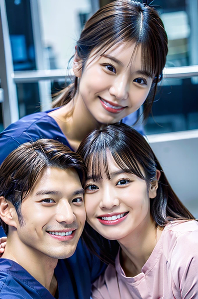 Male dentist and female dental hygienist　２people　A good business partner　日本people　Handsome Men and Beautiful Women　　Upper body close-up　high resolution　high resolution　Highest quality　smile　　Wearing navy blue scrubs