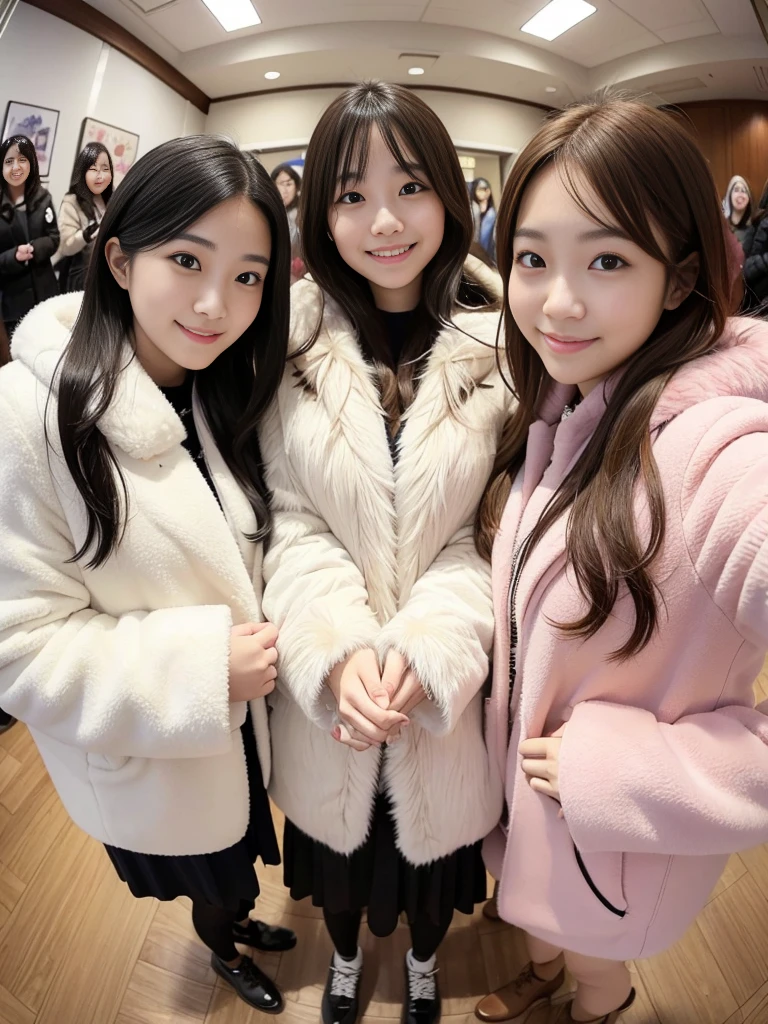 Group photo of female college students、knit、fluffyの毛皮。fluffy。Three beautiful Japanese girls 、Outside in the middle of winter、Winter coat、Heavy coat、Fur Cape、Fur Cuffs、Selfie pose、Smiling and looking at the audience((Fisheye Lens))
