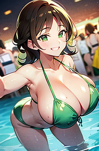 Big Tits、Huge breasts、Emerald Green Bikini、blush、Grin、middle of crowd、Brown Hair