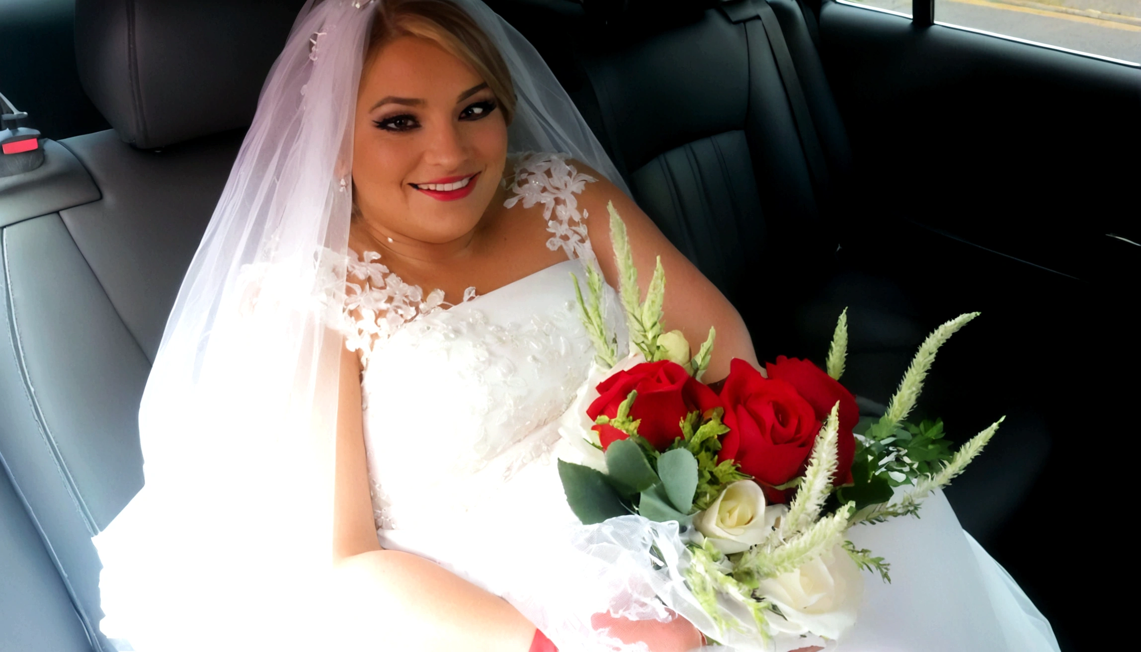 bride sitting in a car with a bouquet of roses in her lap, bride, jacqueline e, marriage, lorena avarez, por Joy Garnett, wearing a marriage dress, sara, por Gwen Barnard, por Bernie D’Andrea, by Susan Heidi, photo taken in 2 0 2 0, photo sideways, por Pat Adams, last photo, sandra chevier