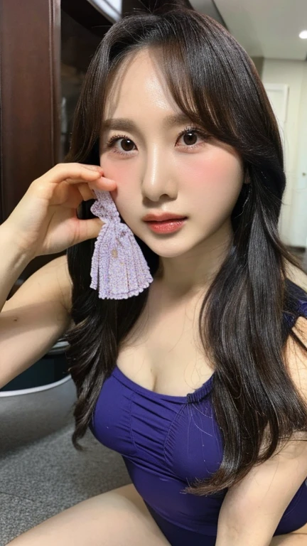 ((High definition))、((high quality))、8K))、((Korean Beauty))、Beach、Beautiful sea、Purple Bikini、Jet Black Hair、Long Hair、Very white skin、21 years old、((Small face))、A little chubby、Takahashi Juri、Juri 、rocket punch juri、Heavy makeup、Plump body、Close-fitting swimsuit、A little big butt
