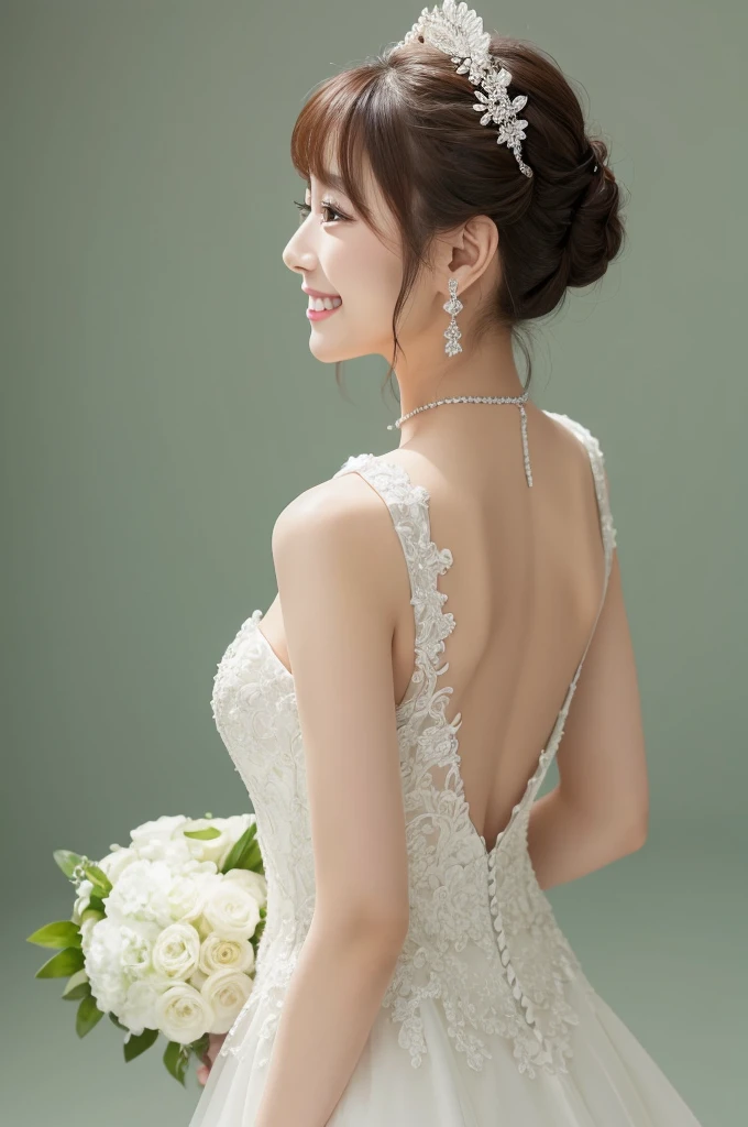 Back view、smile、A green wedding dress with a bit of back、Beautiful Skin、White background、Korean women、Ultra-high quality camera