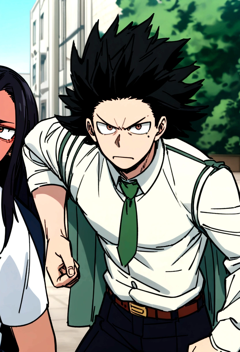 Screenshot My hero Academia. A boy with long hair, black hair with some dark blue strands, with a serious expression, medium reddish brown eyes, mole under left eye, somewhat protruding fangs, He is wearing a white shirt with green details on the shoulders and a green tie, It has an area with students in the background