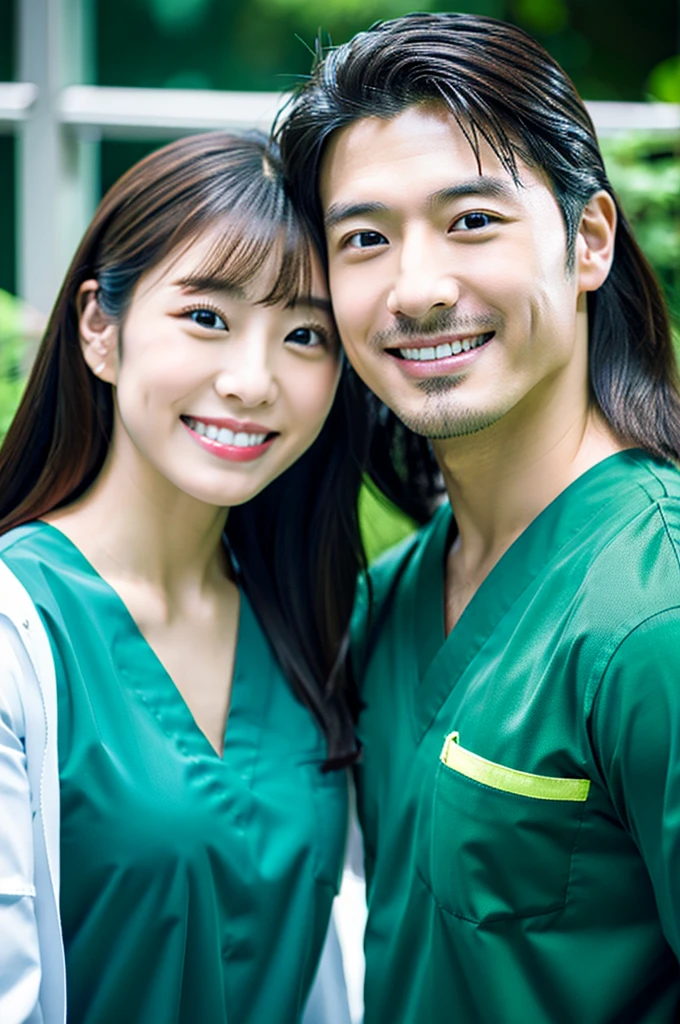 Male dentist and female dental hygienist　２people　A good business partner　日本people　Handsome Men and Beautiful Women　Wearing dark green scrubs　Upper body close-up　high resolution　high resolution　Highest quality　smile　Shooting outside