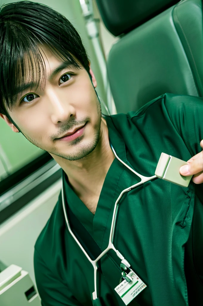 Male dentist　Japanese　Handsome man wearing dark green scrubs　Upper body close-up　high resolution　high resolution　Highest quality　Visiting diagnosis and treatmentUnder treatment