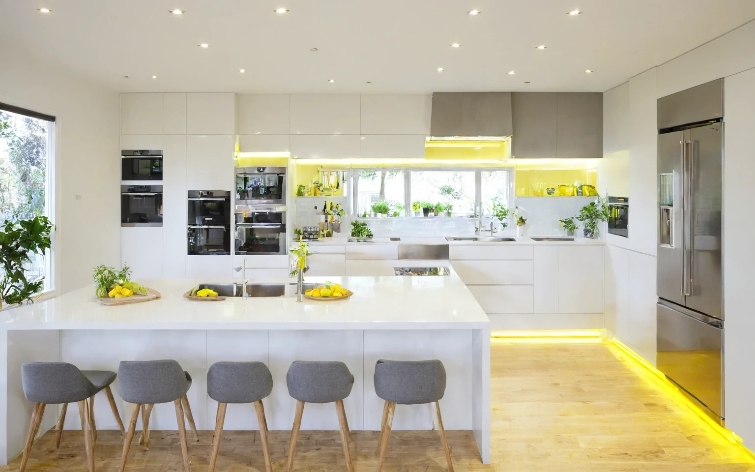 modern kitchen, yellow recessed led lights,