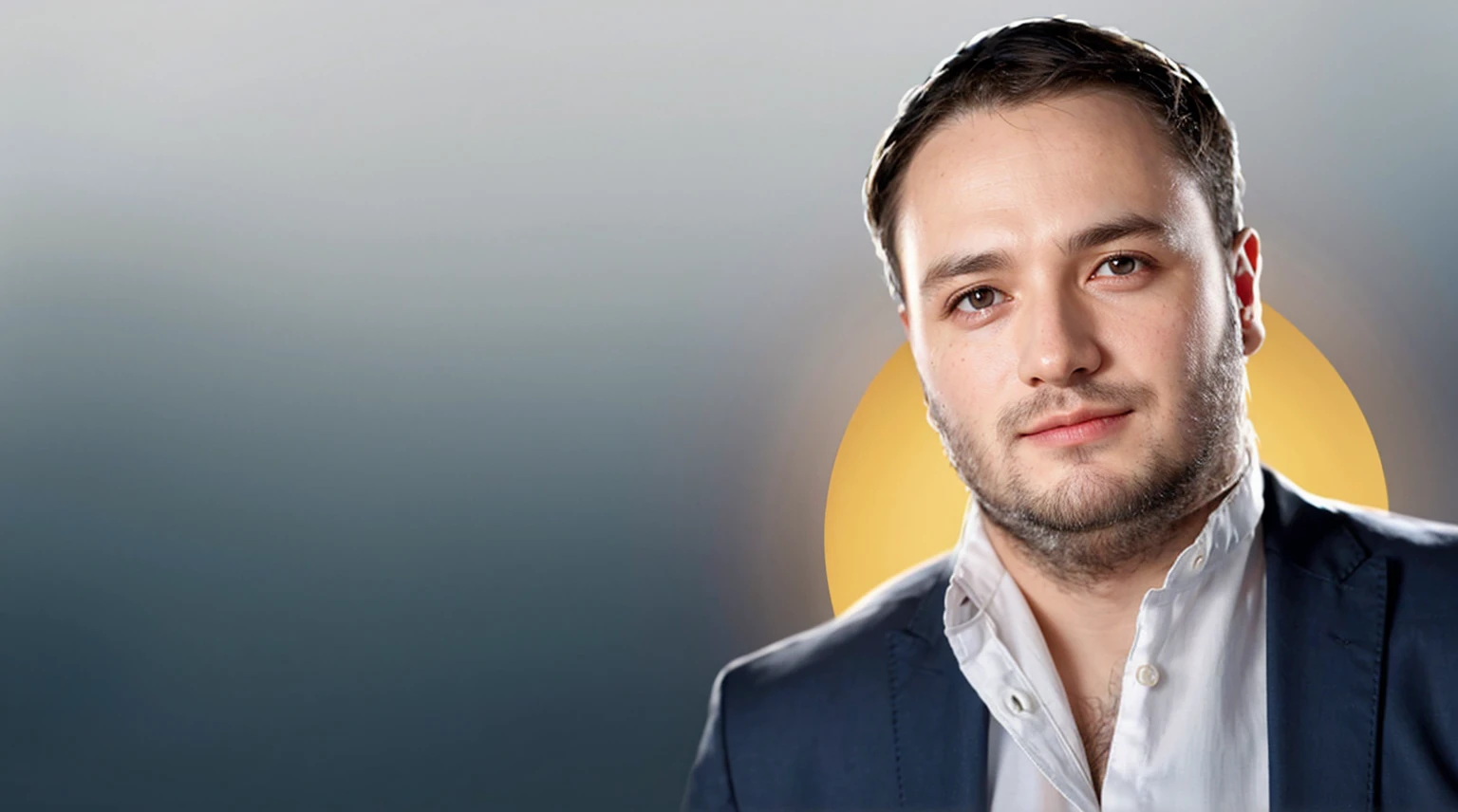 man, 8k,raw photo,best quality, octane render, masterpiece (photorealistic:1.2), professional lighting extremely detailed face, light on the face, cinematic lighting, highly detailed