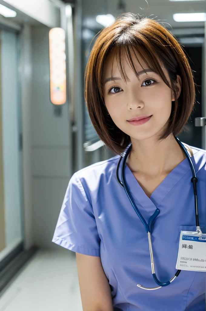 nurse、woman、short hair
