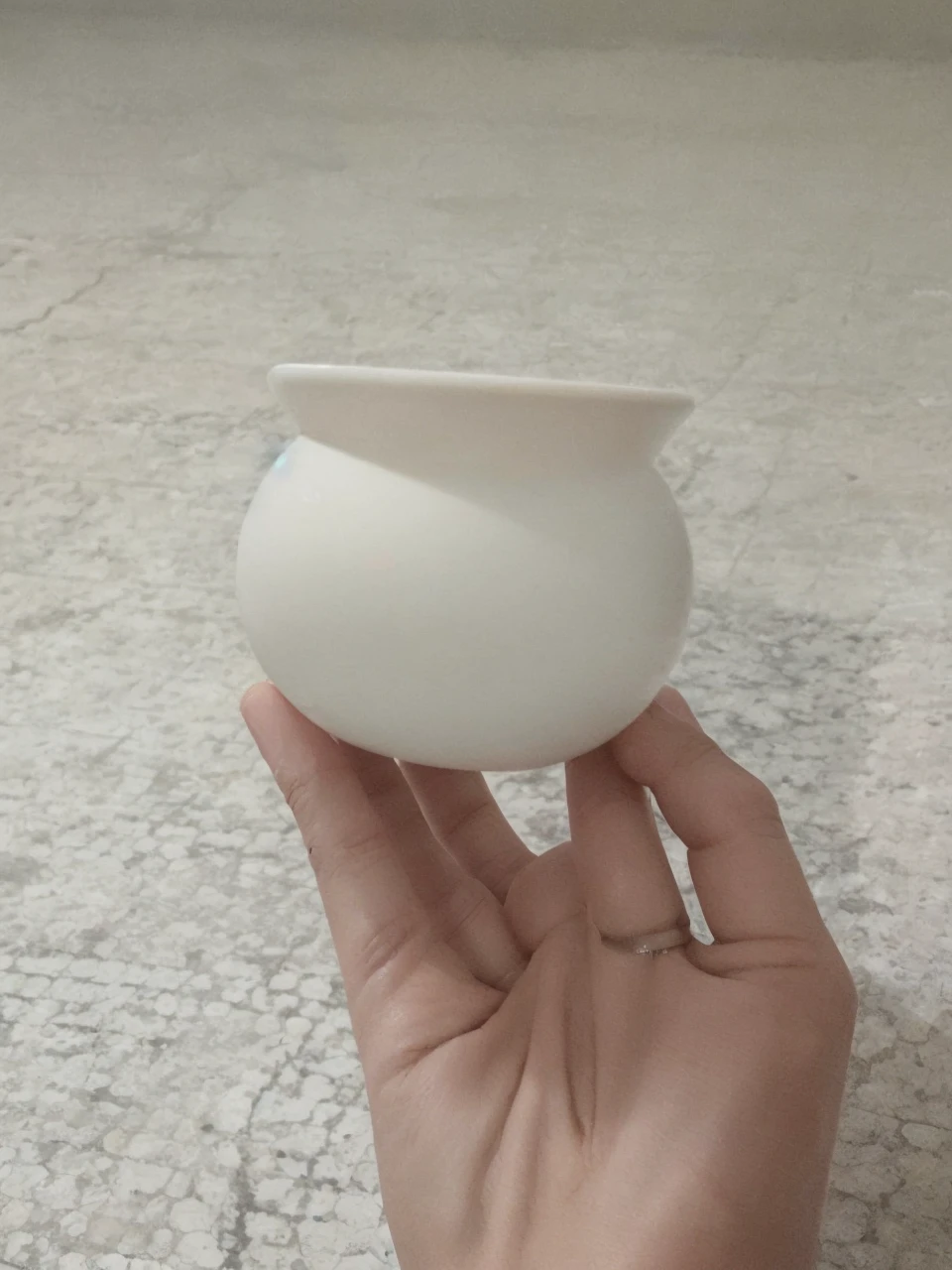Photo with this product. quality image, Professional, photo of pipeline for econerce sale, elegant background, well-lit, Natural lighting, photo realist, marble background.