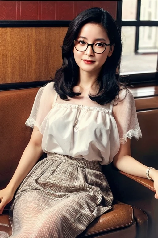 Highest quality、masterpiece、High sensitivity、High resolution、Detailed Description、Slender women、Bewitching Mature Woman、Glasses、Lace skirt、