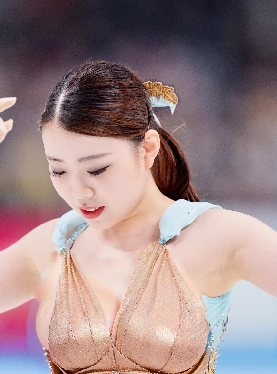 (Highest quality, 8K, 32k, masterpiece, Ultra-high resolution:1.2), Completely visible、Exposed Skin、Large areola