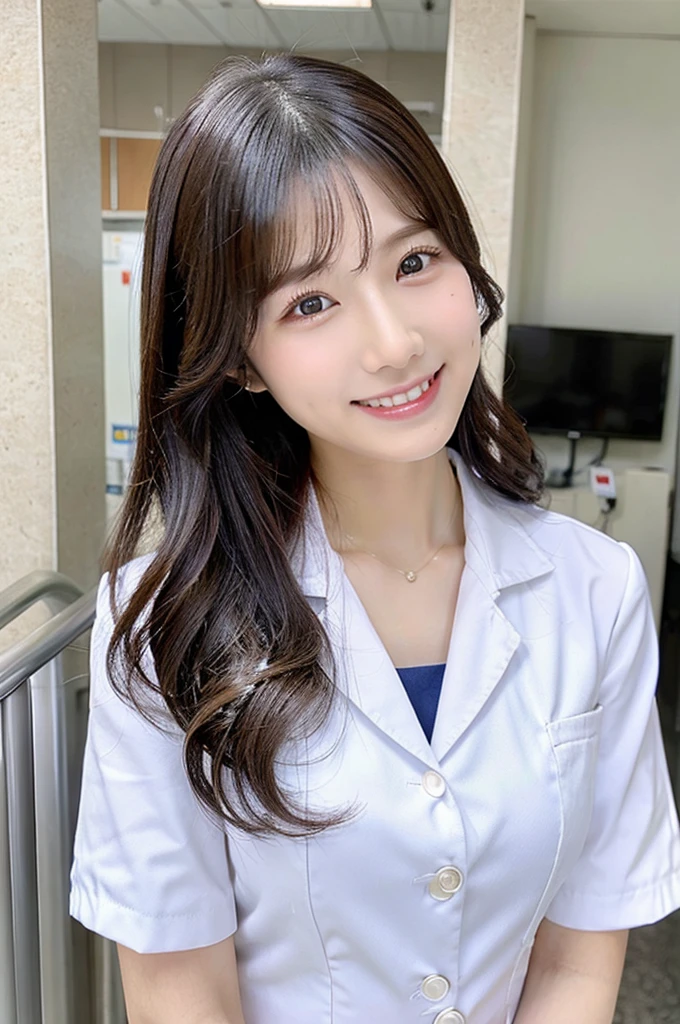 歯科衛生士 女性2人だけsmile Whiteの医療スクラブ着用 日本人 黒髪 20代前半女性 Upper body close-up smile Photo shoot in the hospital White Nurse uniform