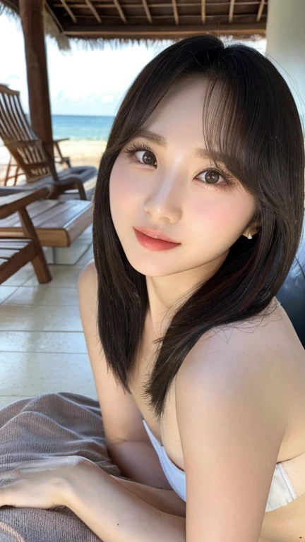 ((High definition))、((high quality))、8K))、((Korean Beauty))、Beach、Beautiful sea、((naked))、Jet Black Hair、Medium Hair、Very white skin、 years old、((Small face))、A little chubby、Takahashi Juri、Juri 、rocket punch juri、Heavy makeup、Plump body、A little big butt、smile